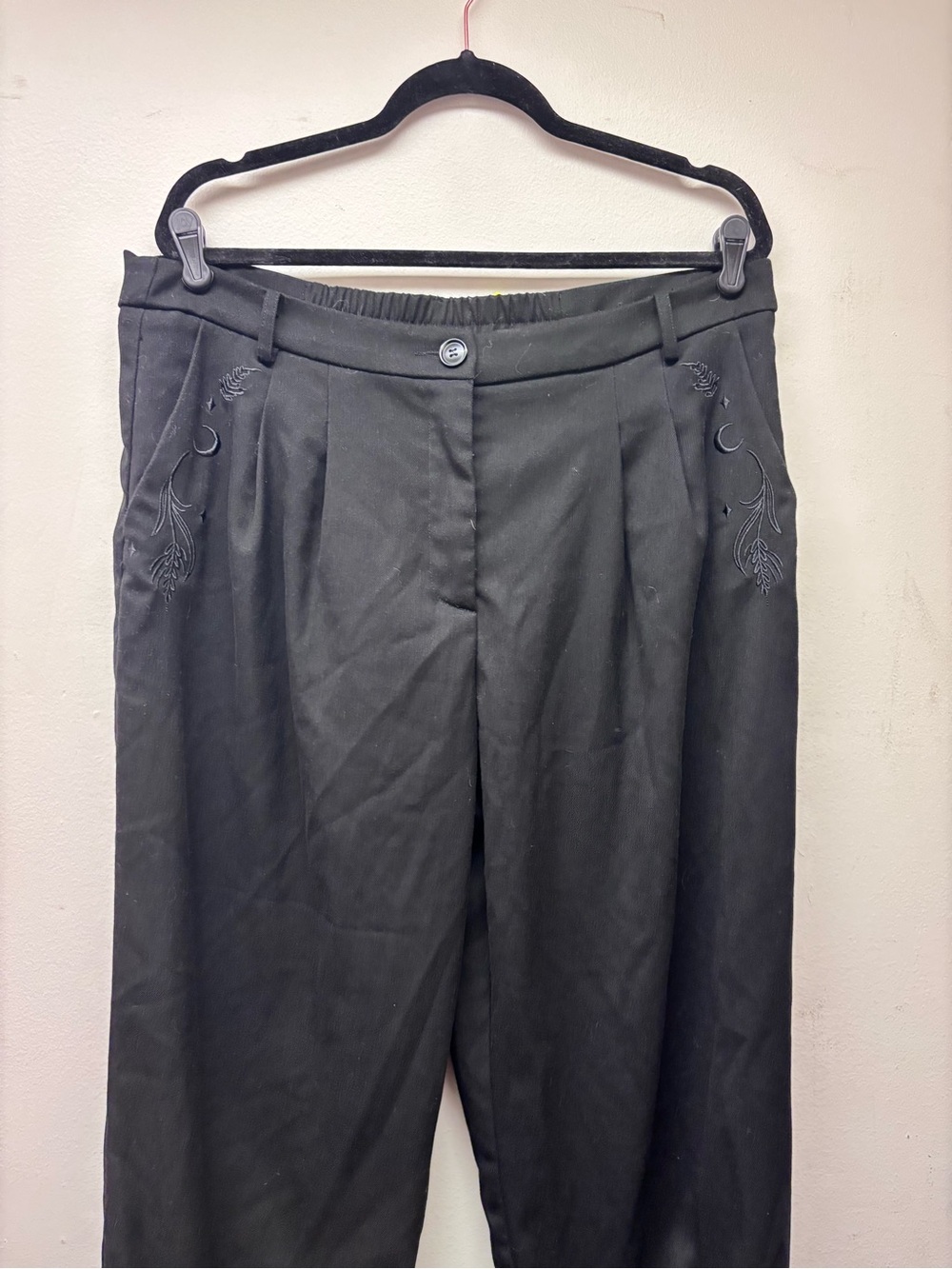 Disturbia Dianne Embroidered Balloon Trousers - Picture 9 of 13